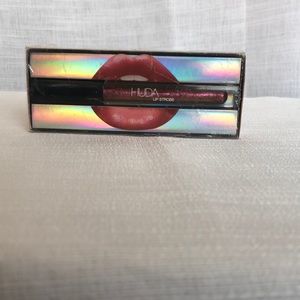 Huda Lip Strobe